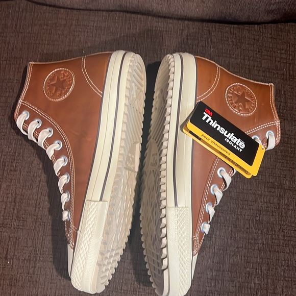 Converse Allstar Chuck Taylor Boots Pine Cone.